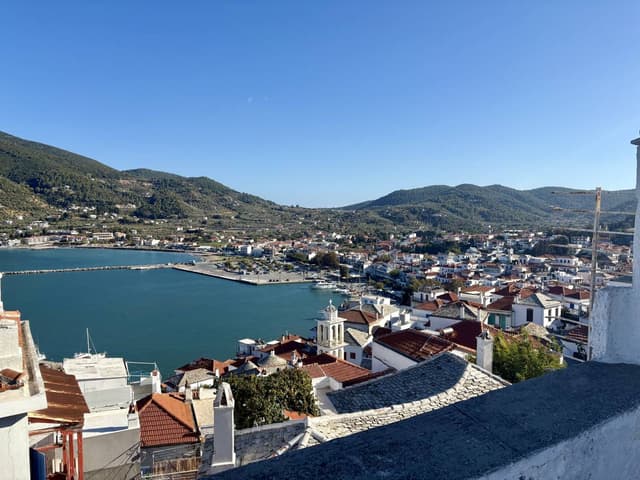 Photo 1 by Simon L. about renting a Toyota Aygo in Skiathos (9/25/25)