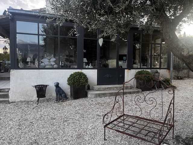 Photo 3 by Peter N. about renting a Peugeot 208 in Marseille (4/6/24)