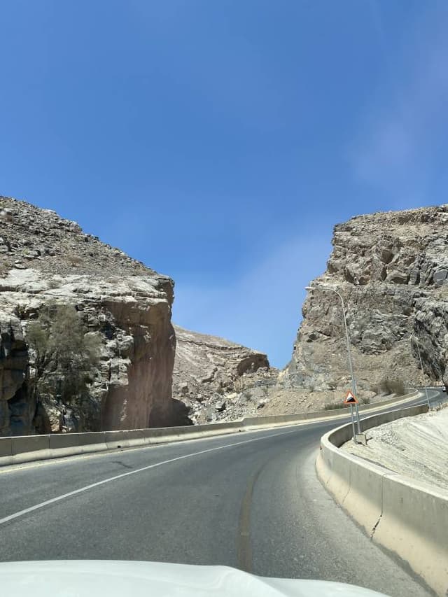 Photo 3 by Silvia R. about renting a Mitsubishi Montero Sport at Muscat Airport (4/7/25)