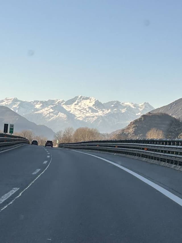 Photo 1 by Elizabeth K. about renting a Jeep Renegade in Milan (1/4/25)