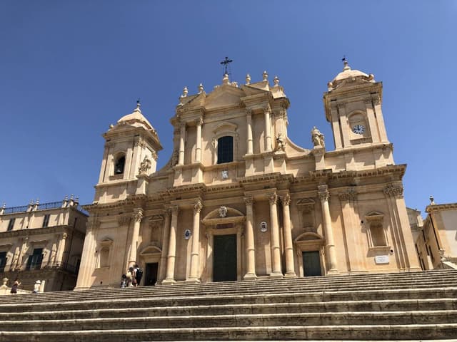 Foto 2 od Kamila R. o pronájmu Opel Astra na Letišti Catania-Fontanarossa (8/10/24)