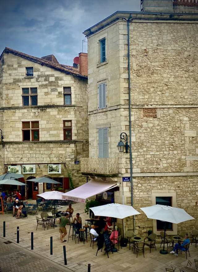 Photo 1 by Guy L. about renting a Jeep Avenger in Bergerac (8/2/23)