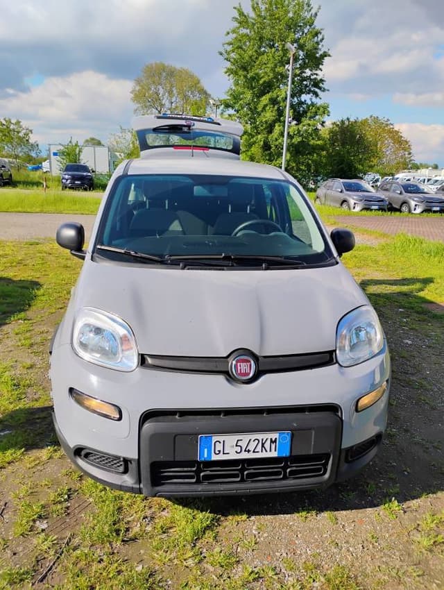 Photo 1 by Jeroen V. about renting a Fiat Panda in Italy (4/21/25)