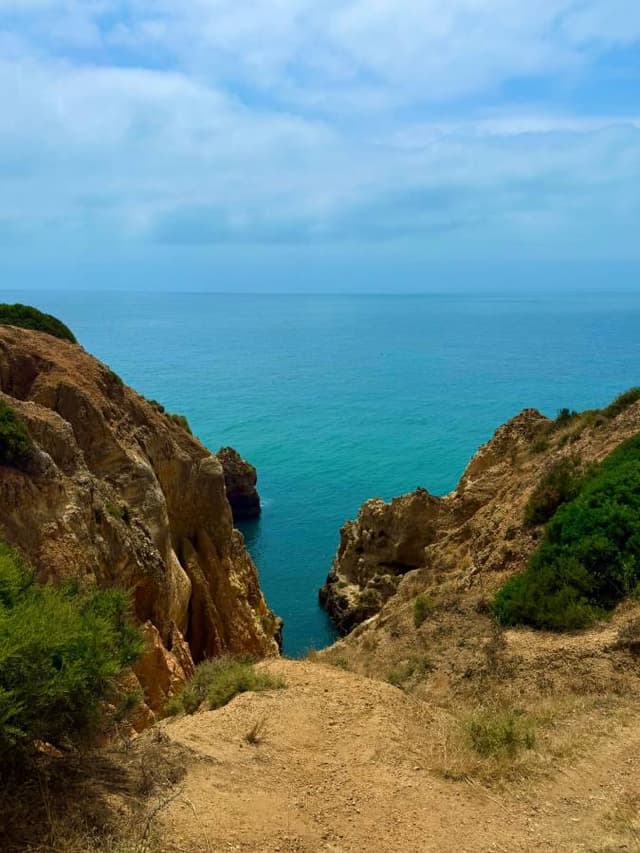 Photo 2 by Aaron P. about hiring a Ford Fiesta in Faro (04/09/25)