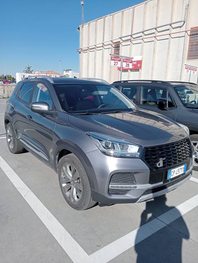 Zdjęcie 1 wykonane przez Lukasz O. dotyczące wynajmu Citroen C3 w w Katanii dnia (9.02.24)