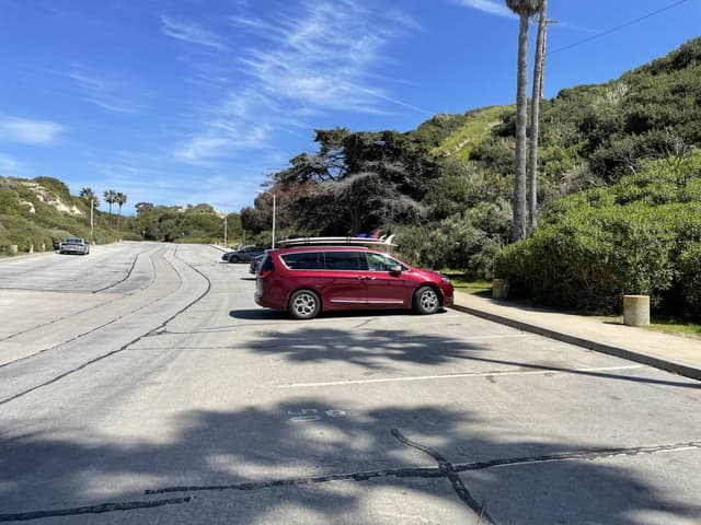 YUNO L.의 사진 1 (24. 4. 8.)