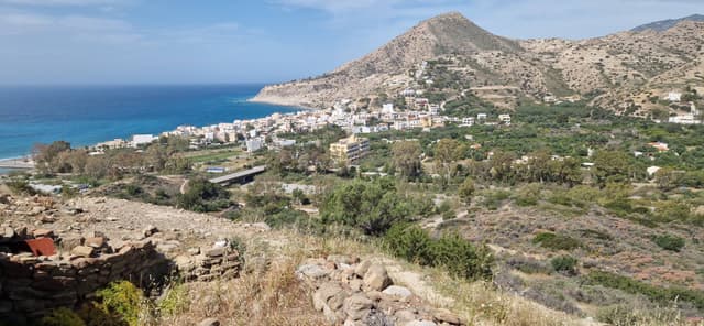 Photo 3 by Paul E. about hiring a Peugeot 208 at Crete Airport Heraklion (15/05/26)