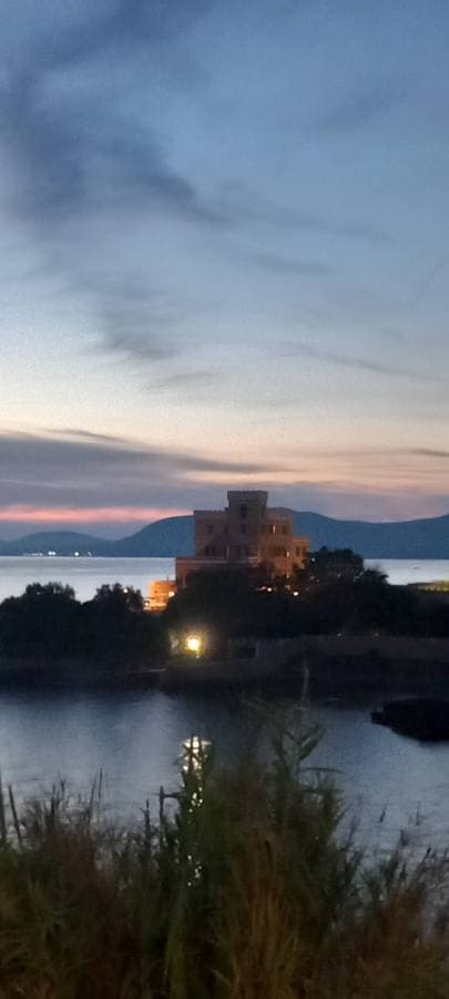 Photo 3 by Rafael S. about renting a Peugeot 208 at Alghero Fertilia Airport (12/24/23)