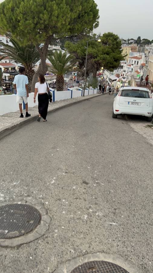 Photo 2 by Sadja B. about hiring a SEAT Arona in Faro (26/08/26)