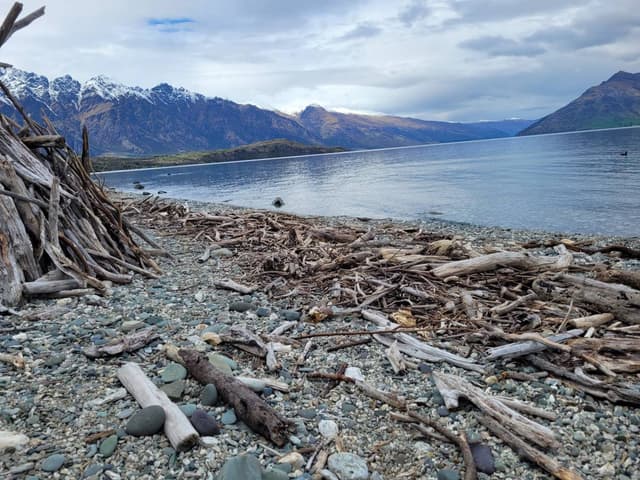 Photo 3 by Neil W. about hiring a MG ZST in Queenstown (30.10.24)