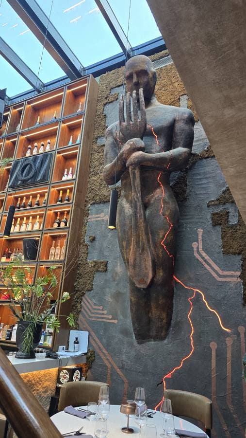 Photo 3 by Hasnain Aden H. about hiring a Volkswagen Polo in Albania (13/05/25)