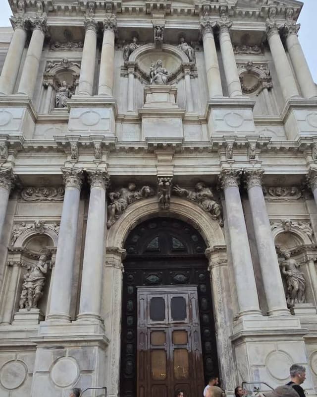 Photo 8 by Kerry B. about renting a Toyota Corolla STW in Zagreb (9/5/24)