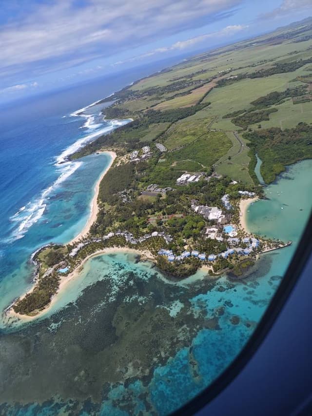 Photo by Marcel B. about renting a Suzuki Swift at Mauritius Airport (11/27/23)