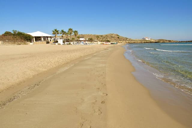 Photo 1 by Peter B. about hiring a Seat Mii at Zakynthos Airport (02.11.24)