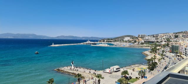 Photo 3 by Werner V. about renting a Renault Megane at Izmir Airport (4/22/24)