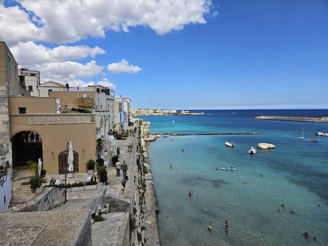 Photo 1 by alan A. about renting a Volkswagen Golf in Bari (8/4/25)