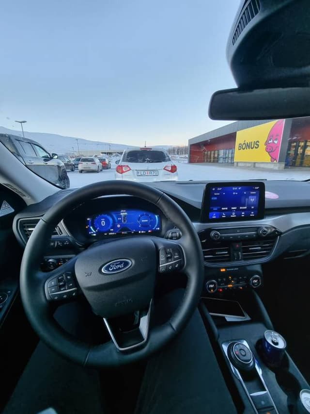 Zdjęcie 1 wykonane przez Patryk O. dotyczące wynajmu Mazda CX-5 w w Akureyri dnia (8.12.23)