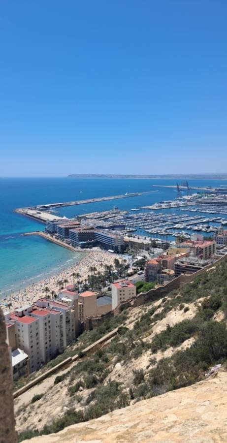 Zdjęcie wykonane przez Robert S. dotyczące wynajmu Opel Corsa w Alicante dnia (1.06.25)