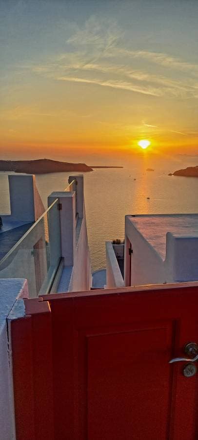 Photo 1 by Sebastian K. about renting a Citroen C3 at Santorini Airport (5/26/25)