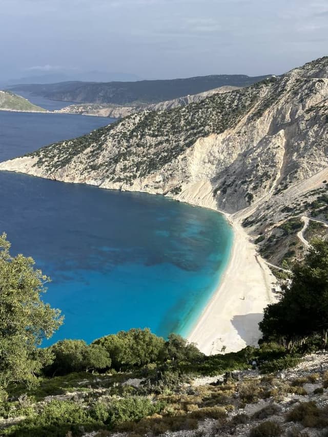 Photo by Zuleika C. about hiring a Renault Twingo at Kefalonia Fiskardo Port (24.10.23)