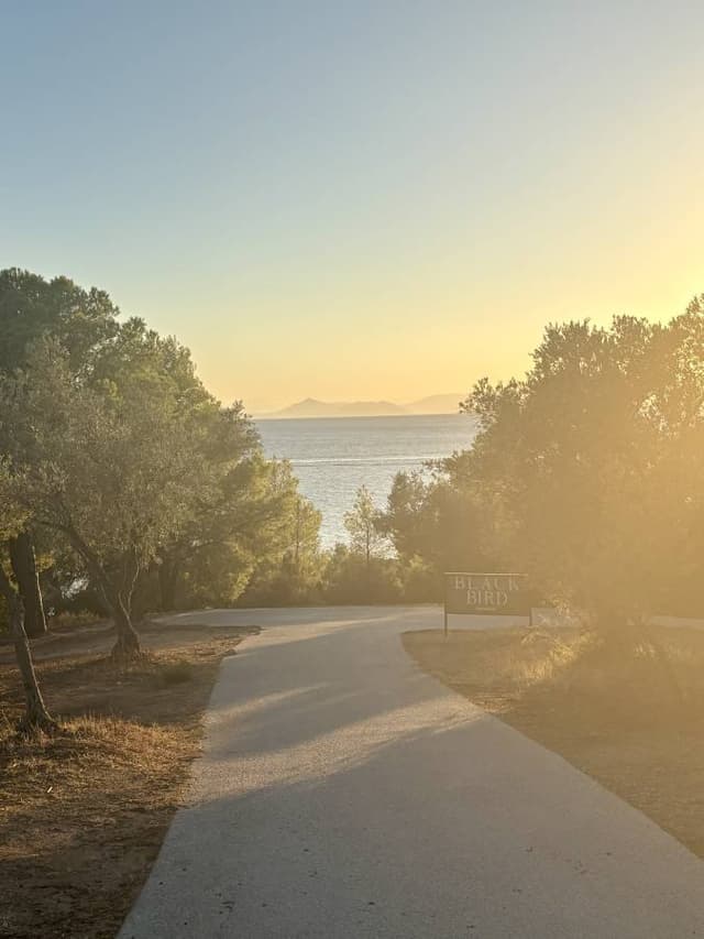 Photo 2 by Simon L. about renting a Toyota Aygo in Skiathos (9/25/25)