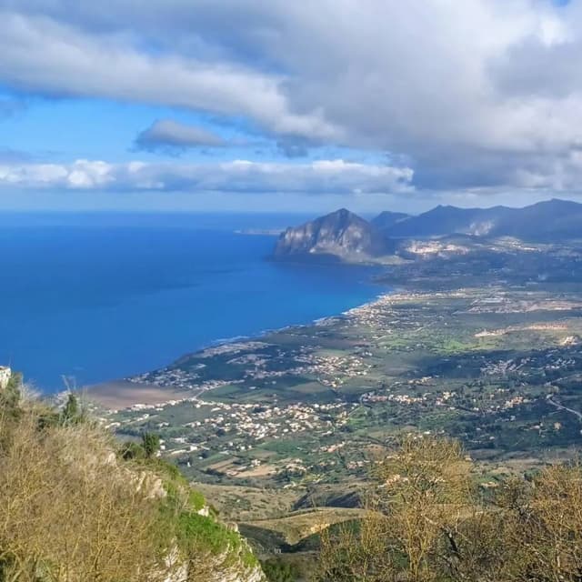Foto 1 di Raffaele R. sul noleggio di una Fiat Panda in Sicilia (01/01/25)