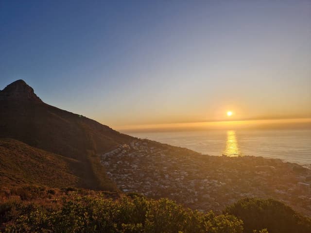 Photo by Lynsey M. about hiring a Toyota Agya in South Africa (24.02.23)