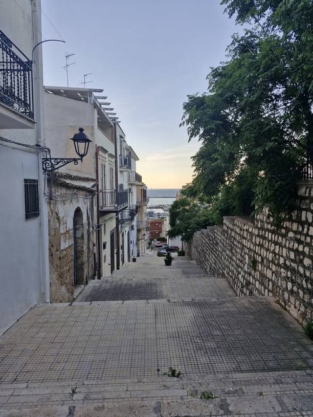 Foto 2 van Corina W. over het huren van een Jeep Compass op Palermo luchthaven (7-6-25)