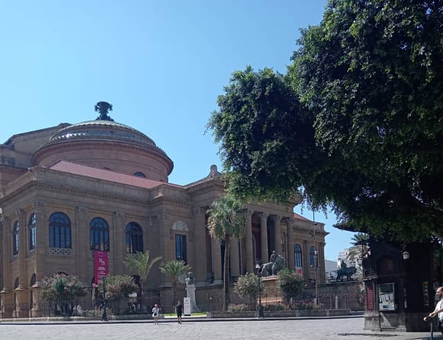 Foto 2 di Massimo P. sul noleggio di una Volkswagen Golf a Palermo (31/08/24)