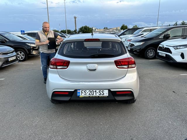 Photo 1 by Oleg Z. about renting a Renault Logan in Tbilisi (7/10/24)