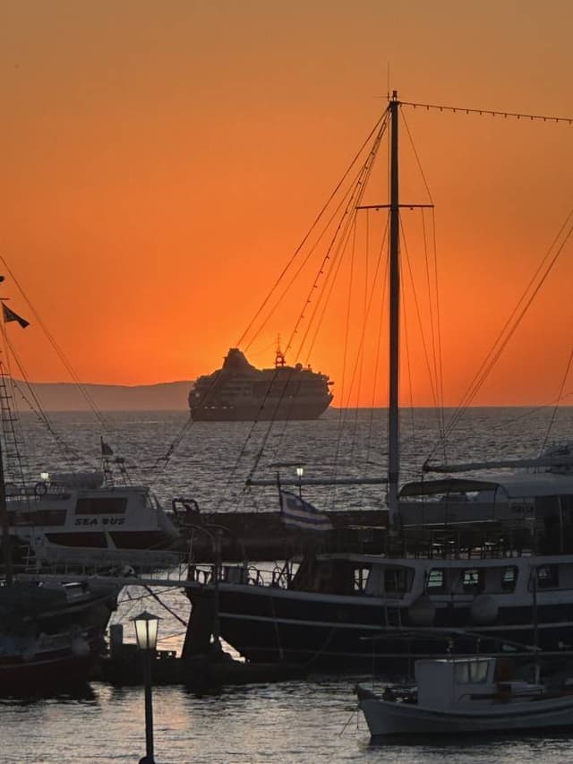 Foto 2 de Eduardo V. sobre o aluguer de um Hyundai i20 no porto de Mykonos (06/05/24)