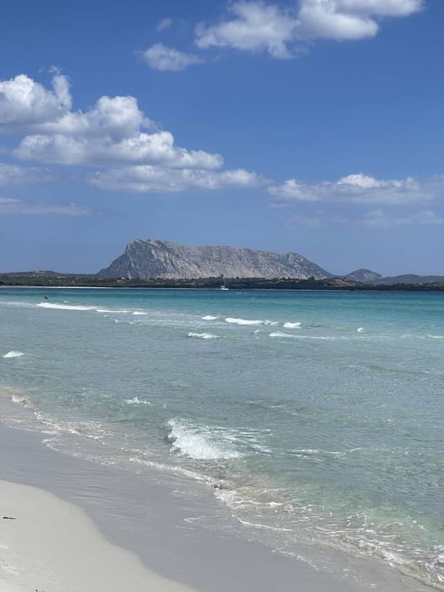 Photo 1 by Kin wai L. about hiring a Toyota Aygo in Olbia (22/05/24)