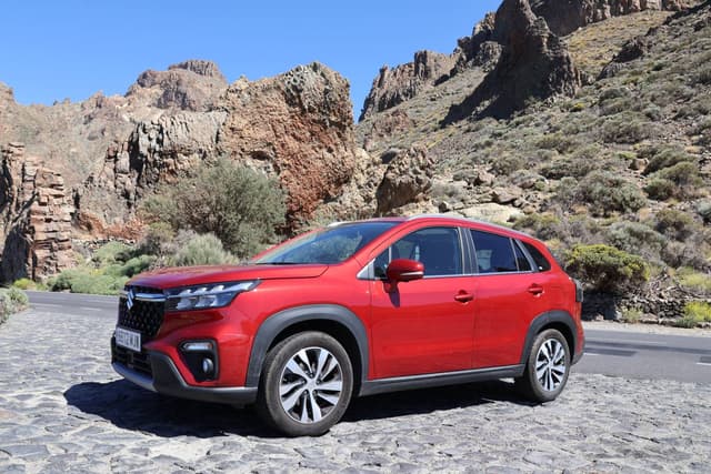 Photo by Alexandru M. about renting a Suzuki S-Cross in Tenerife (5/18/24)