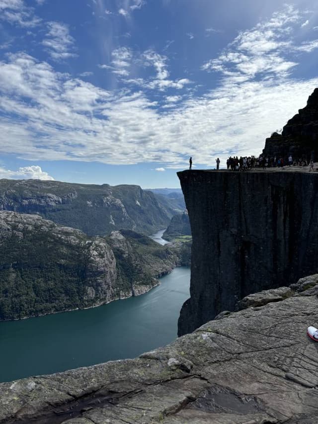 Photo 3 by Marek S. about renting a Toyota Yaris in Stavanger (7/28/24)