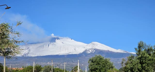 Zdjęcie 2 wykonane przez Lukasz S. dotyczące wynajmu Opel Crossland X w w Trapani dnia (3.04.25)