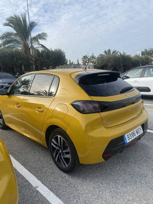 Foto 1 de Laura T. sobre el alquiler de un Seat Ibiza en España (3/1/24)