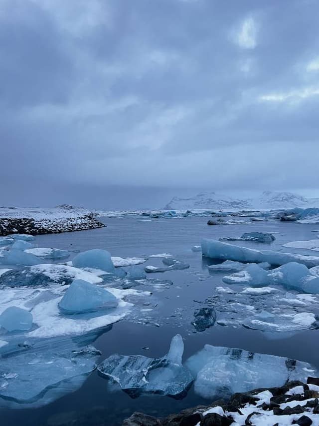 Photo 4 by Emilie M. about renting a Subaru XV at Keflavik Airport (12/30/23)