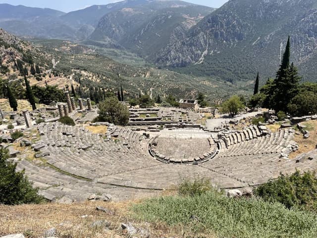 Photo 2 by colin D. about hiring a Volkswagen Polo in Greece (28/07/26)