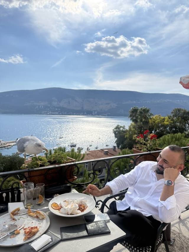 Cemal U. tarafından 3 fotoğraf (02.10.26)
