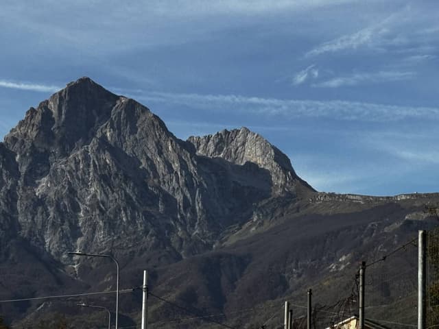 Foto 1 di Osiel V. (05/11/25)