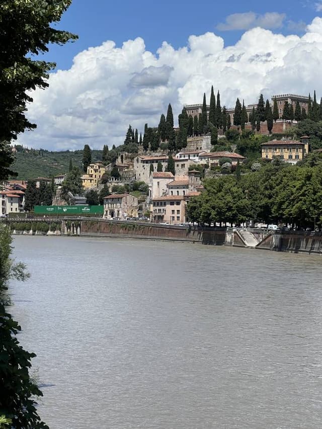 Foto 2 van Yiannos K. (10-7-25)