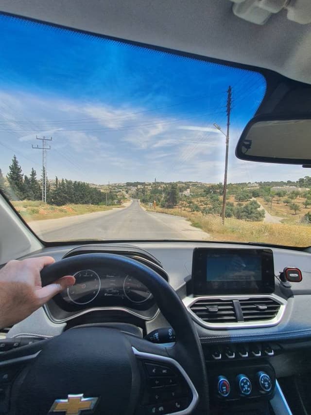 Photo 2 by Yaser M. about renting a Nissan Kicks in Jordan (5/21/23)
