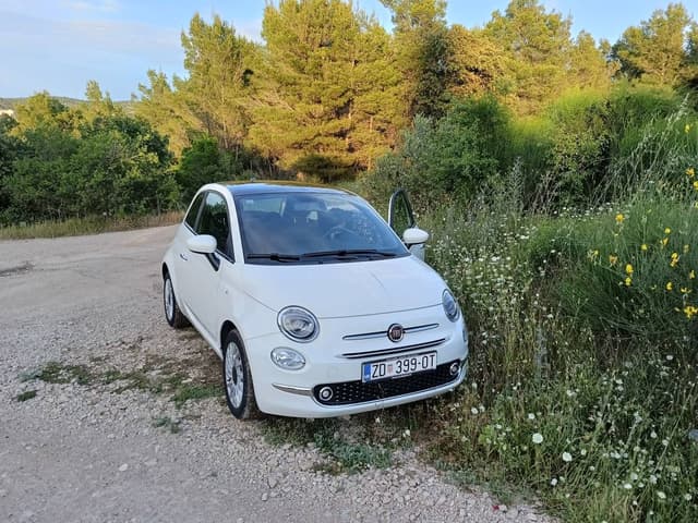 Zdjęcie 1 wykonane przez Celina A. dotyczące wynajmu Fiat 500 w na Lotnisku Zadar dnia (12.05.25)