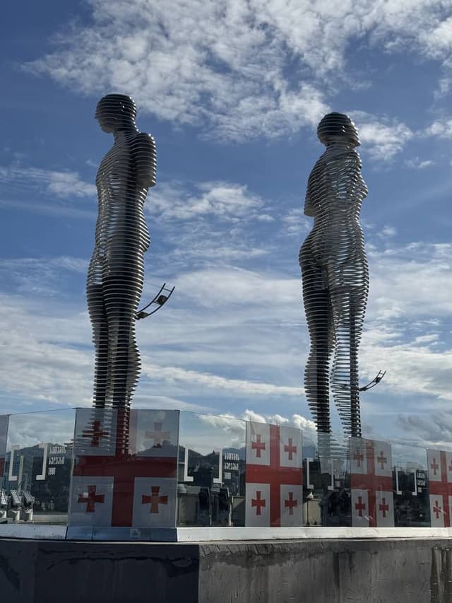 Photo 2 by Hamed N. (10/27/25)