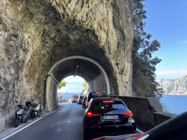 Photo 3 by Jane C. about renting a Peugeot 3008 at Naples Train Station (10/5/25)