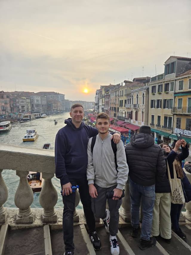 Photo 1 by Pavlo K. about renting a Peugeot 3008 in Milan (11/25/24)