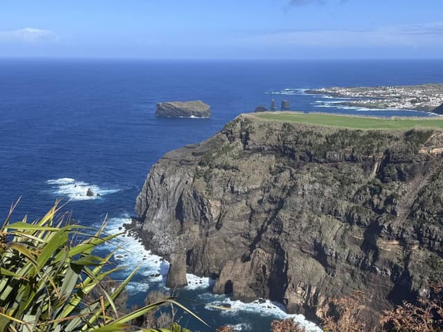 Foto 1 di Marco B. sul noleggio di una Volkswagen T-Cross a Ponta Delgada (06/11/24)