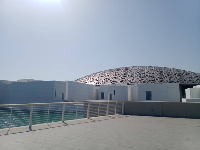 Birleşik Arap Emirlikleri’nde bir Hyundai Kona kiralama ile ilgili Rusit R. tarafından 1 fotoğraf (27.05.25)