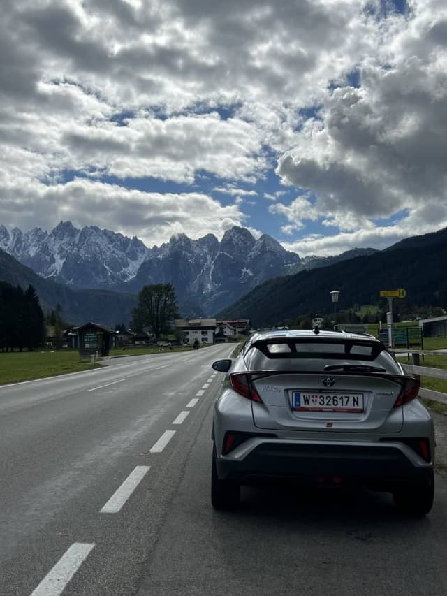 Fotografie 1 realizată de Elena B. despre închirierea unei mașini Suzuki Vitara în Salzburg (30.09.24)