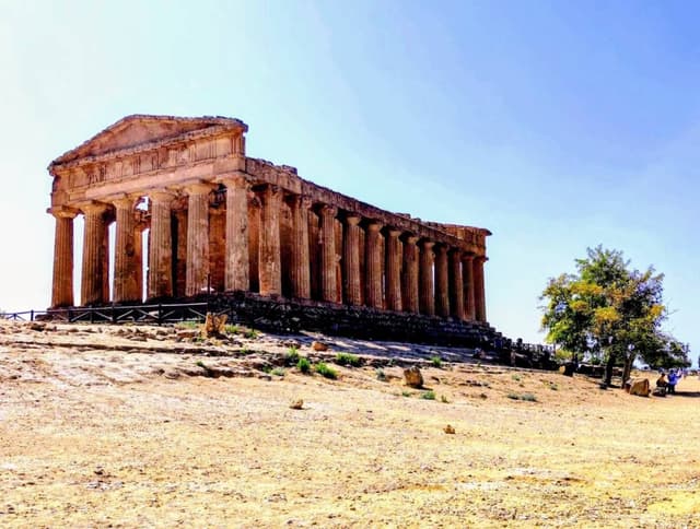 Φωτογραφία 3 από NIKOLAOS S. (20/4/26)
